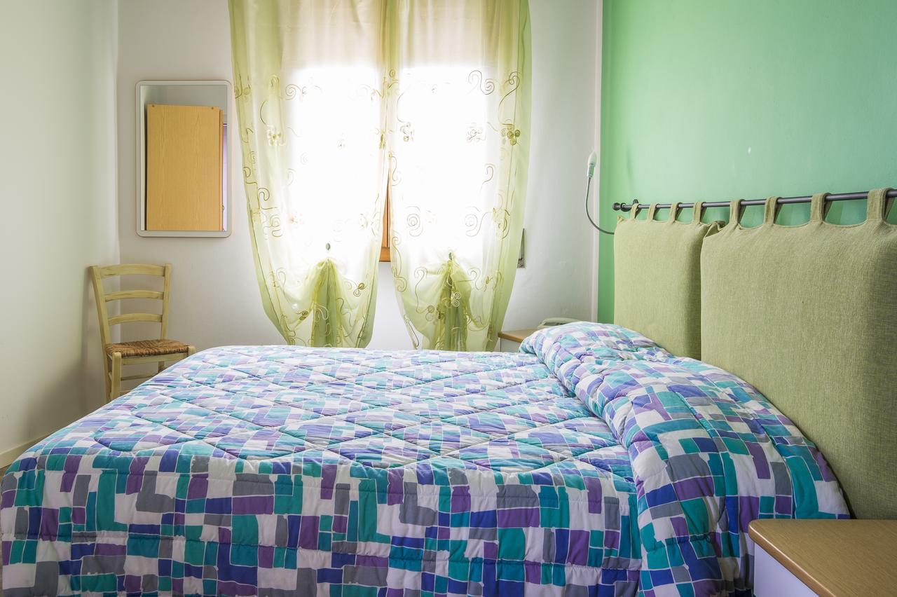 Albergo Colonna Бертіноро Екстер'єр фото